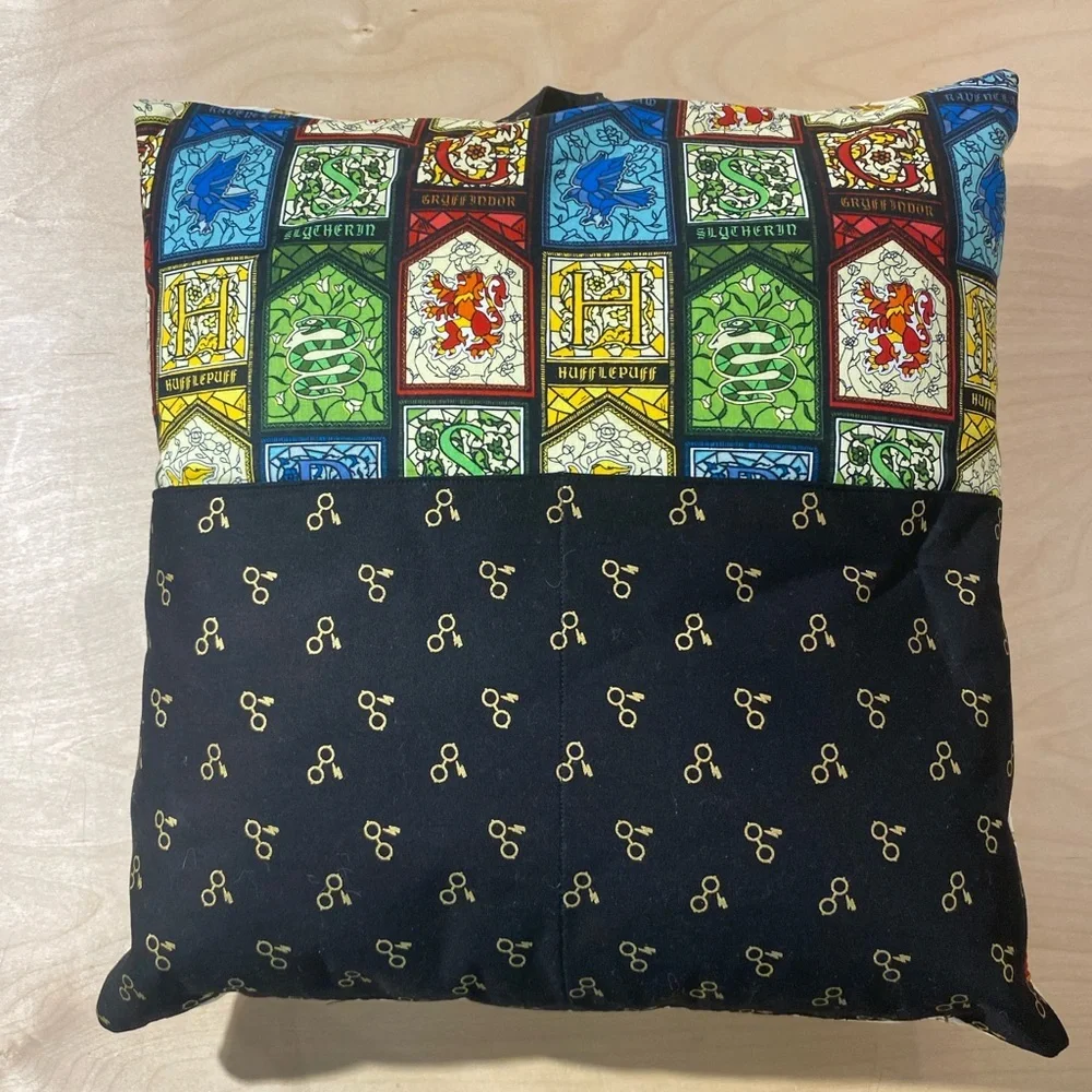 Hand Crafted Hogwarts House Crest Pillow - Multicolor (NX)